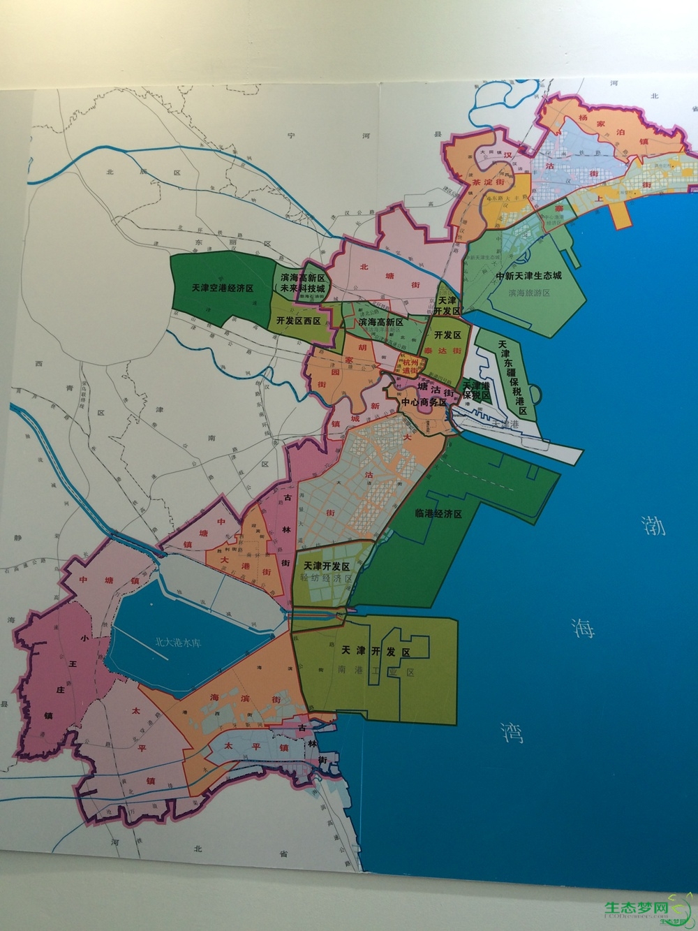 2015-4-27 15:41 正文摘要:  根据滨海新区最新的功能区及街道划分