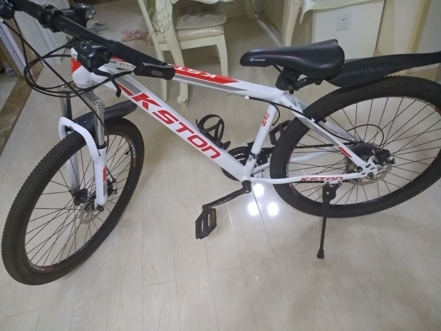 ��˹�����г�